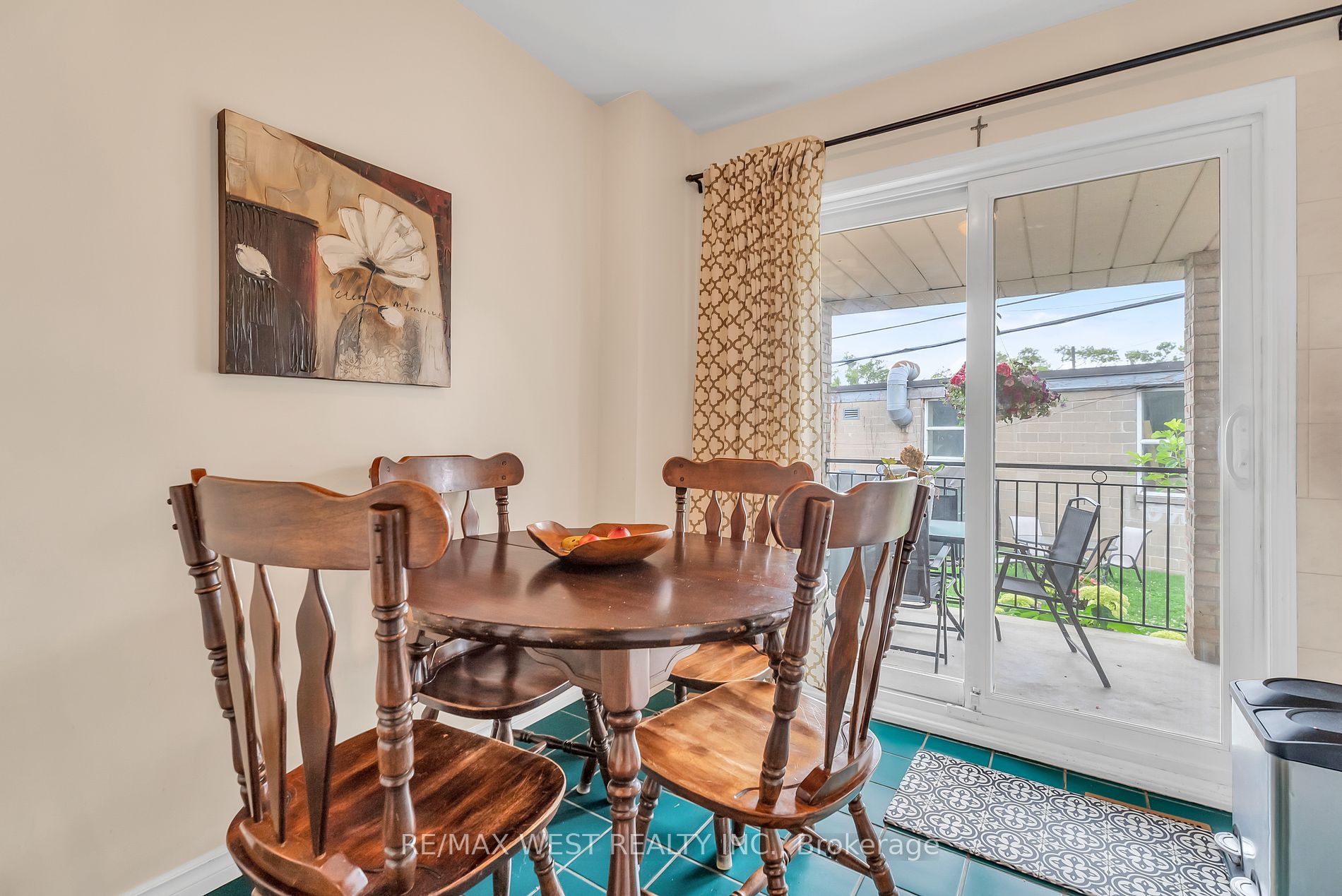 103 Bernice Cres