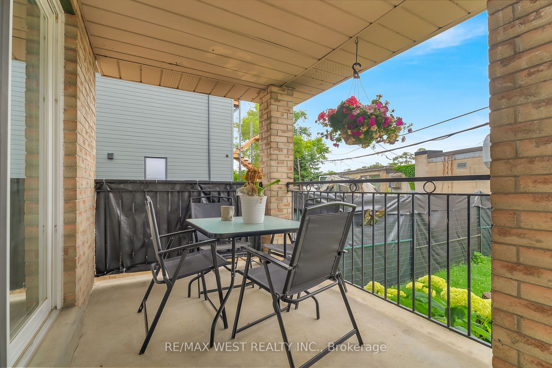 103 Bernice Cres