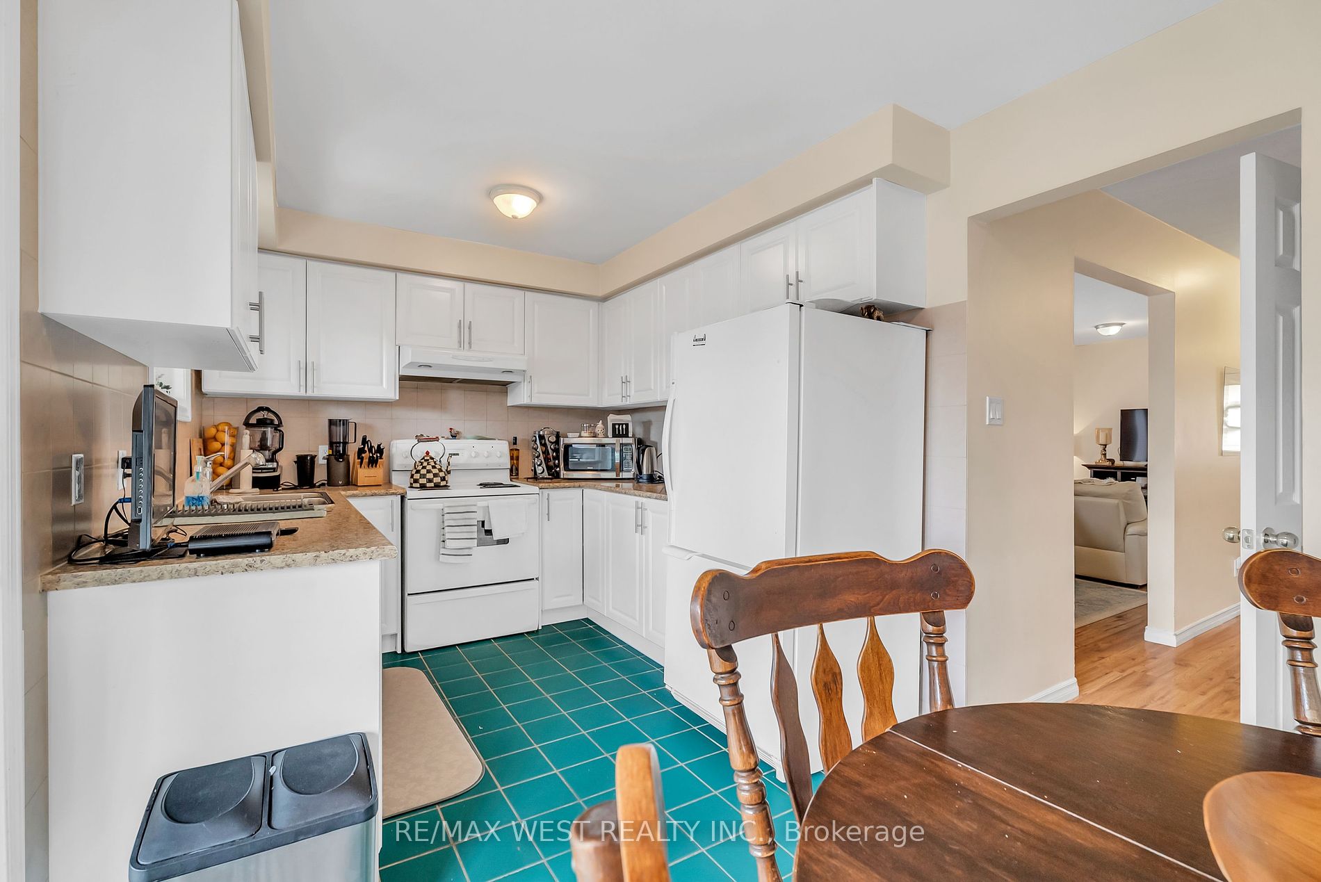 103 Bernice Cres