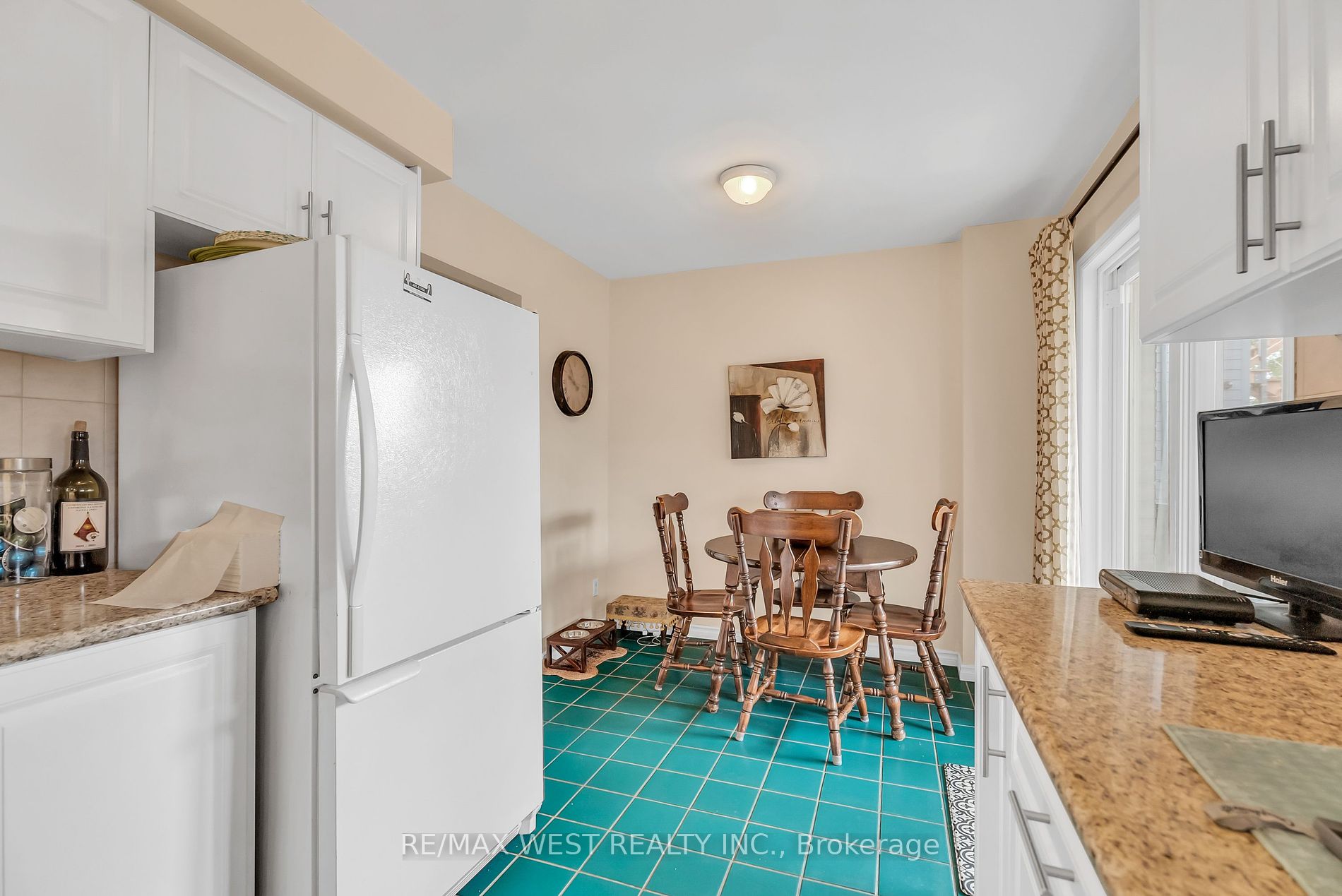 103 Bernice Cres