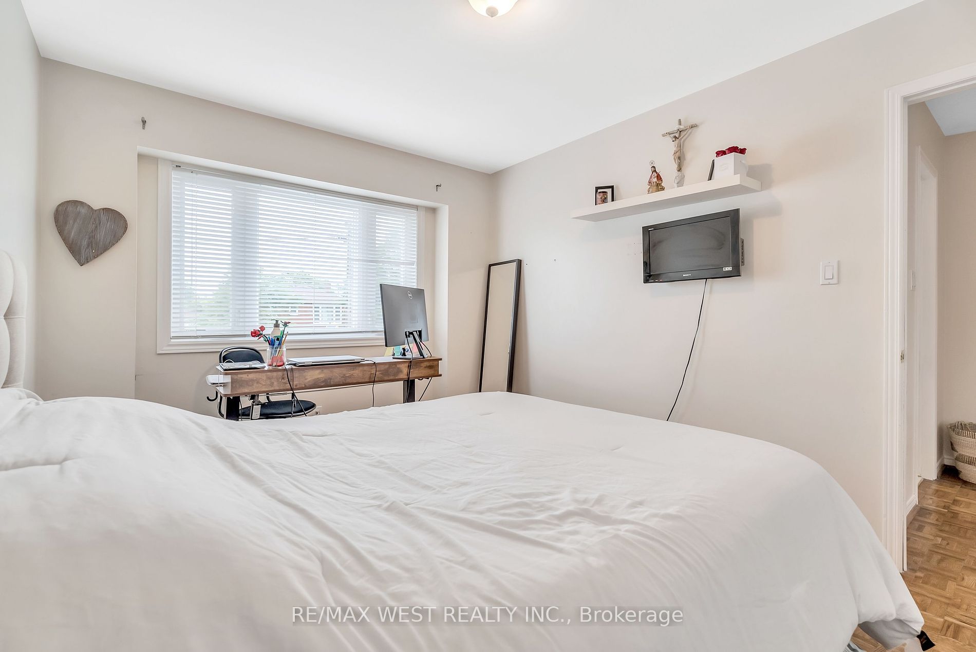 103 Bernice Cres