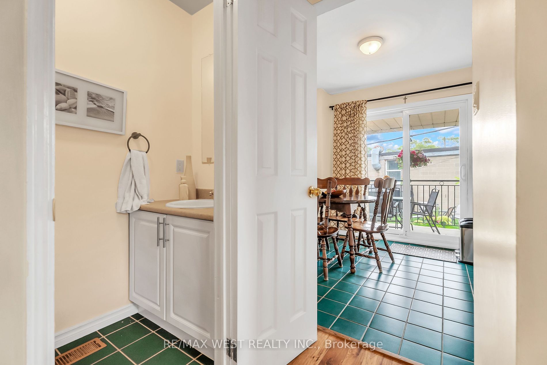 103 Bernice Cres