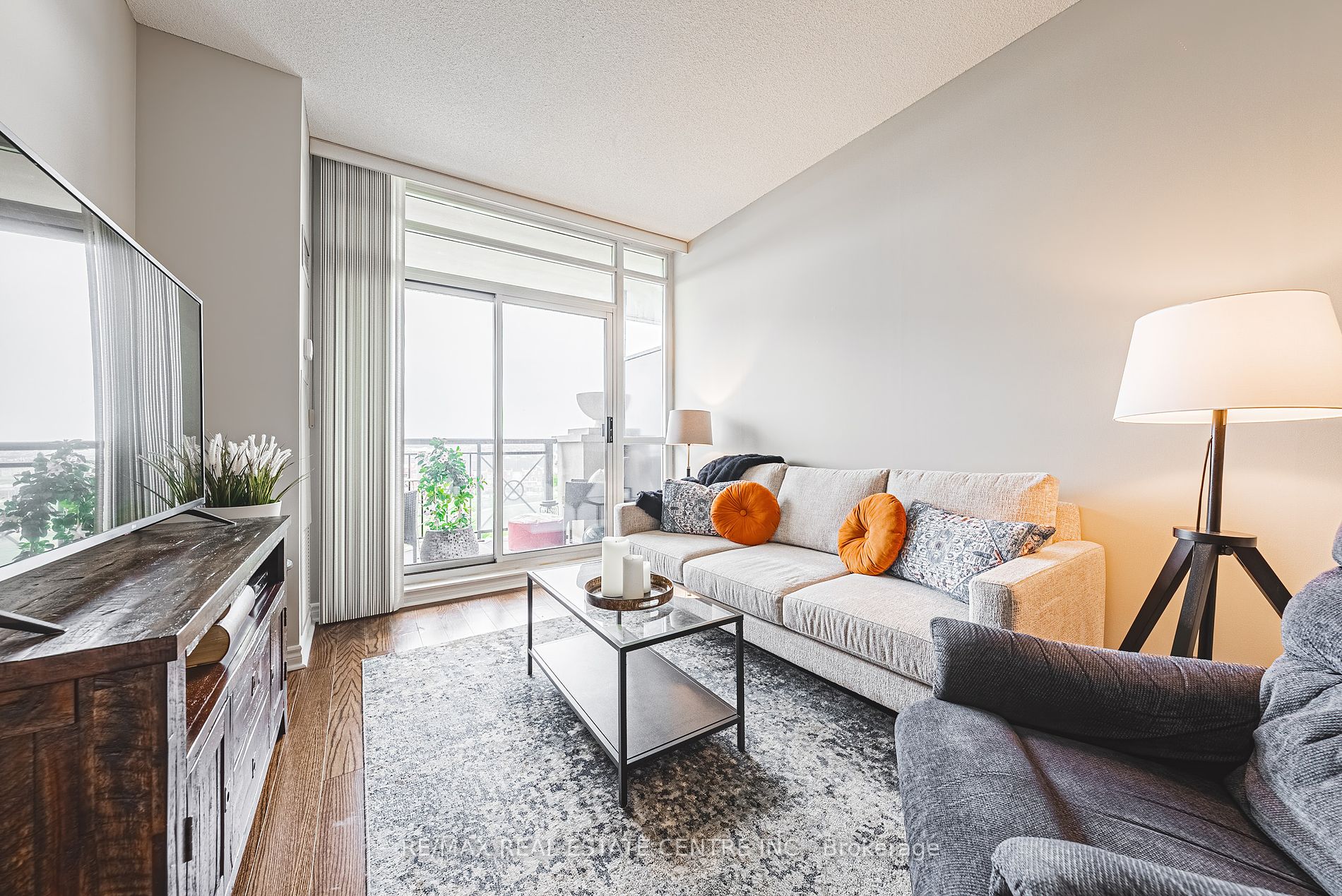 2325 Central Park Drive, #1112