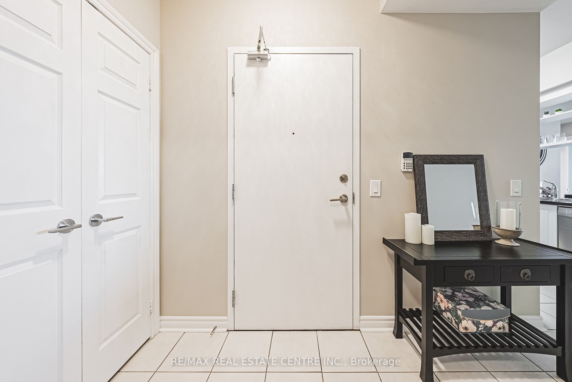 2325 Central Park Drive, #1112