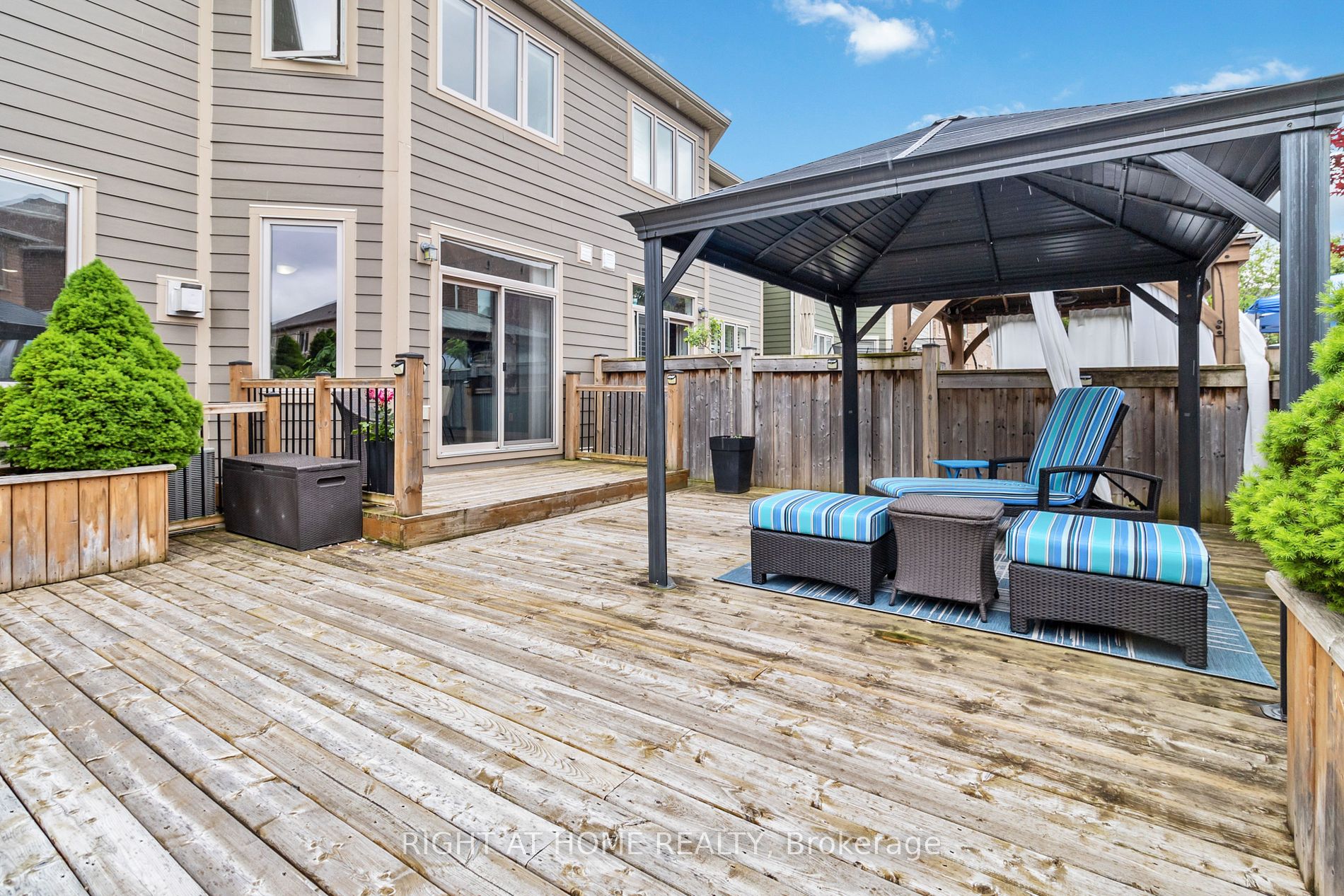 114 Aird Court