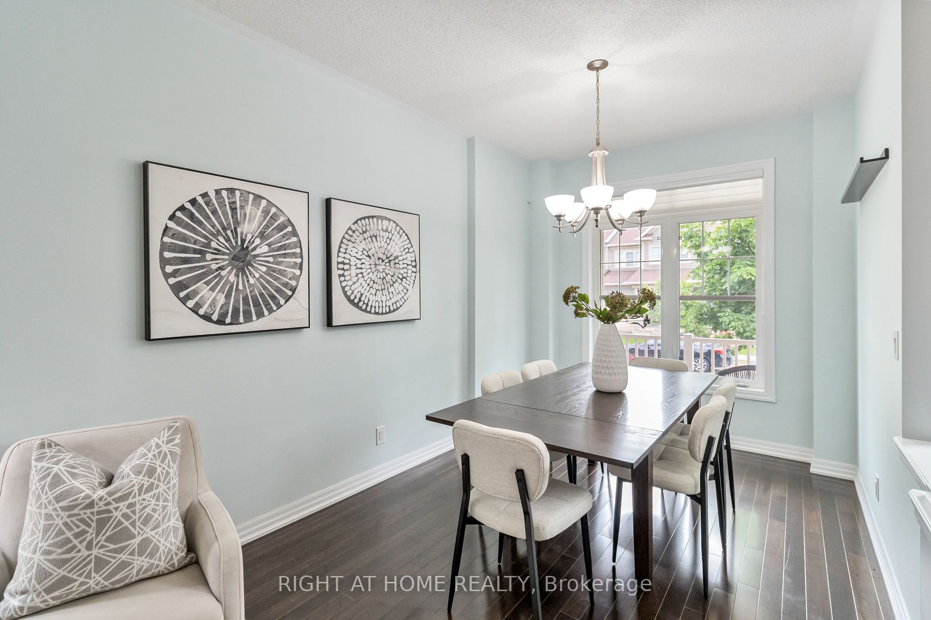 114 Aird Court