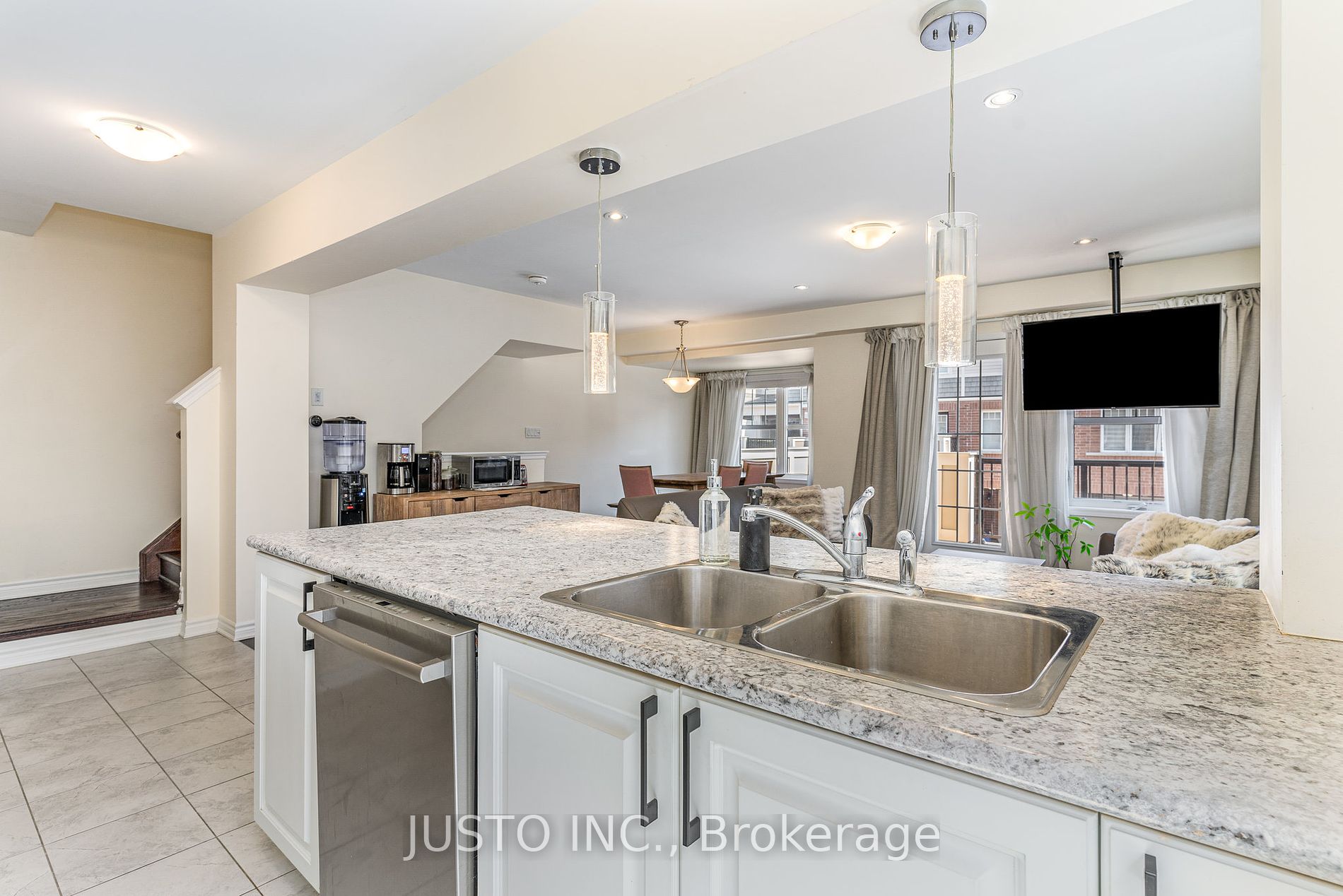 1000 Asleton Boulevard N, #47