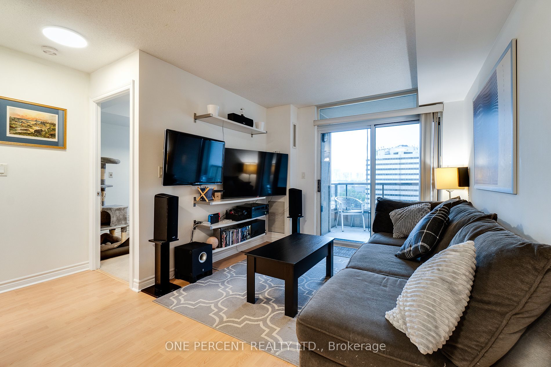 3888 Duke Of York Boulevard #923