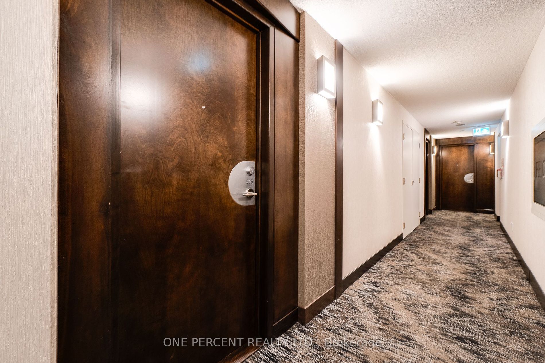 3888 Duke Of York Boulevard #923