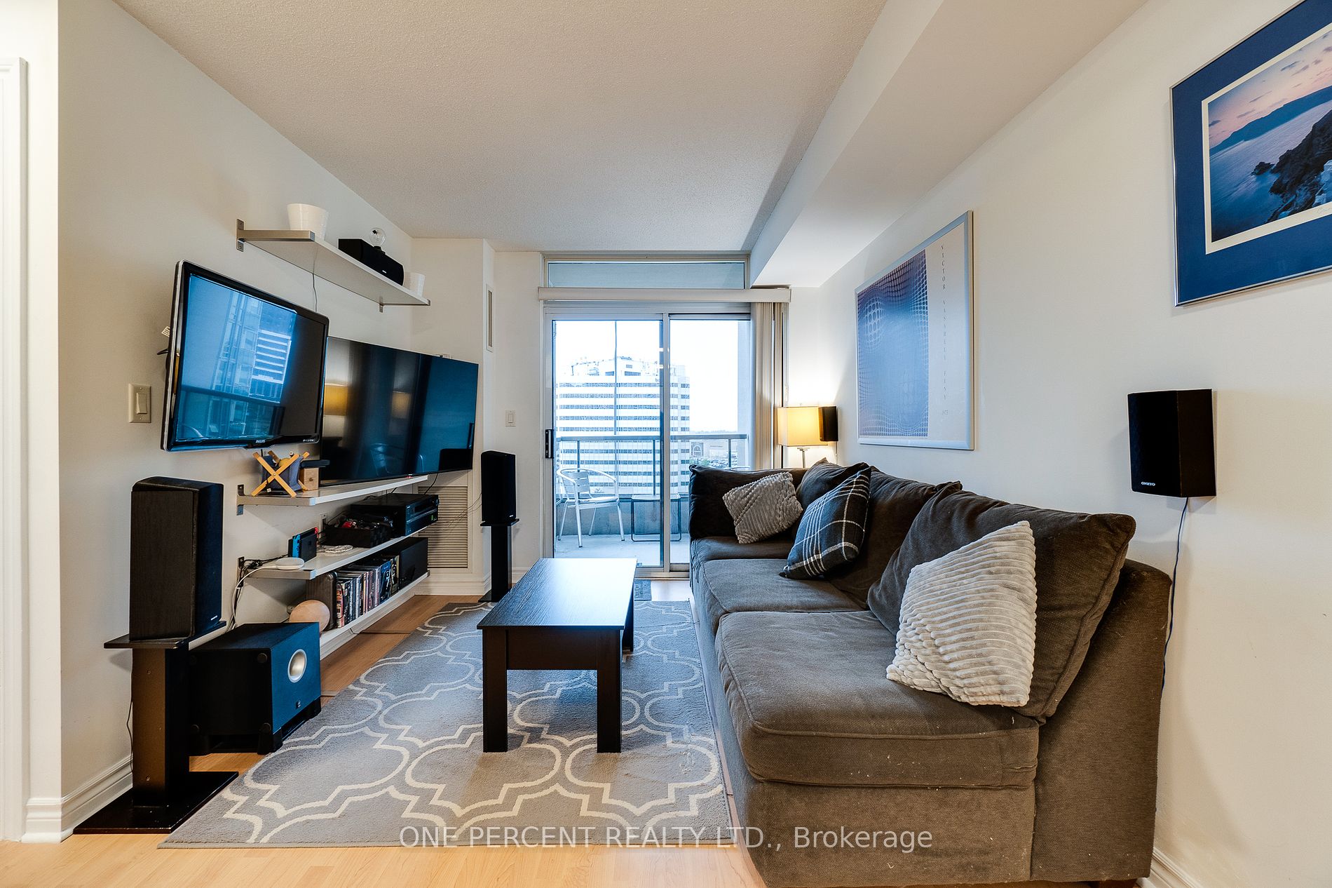 3888 Duke Of York Boulevard #923