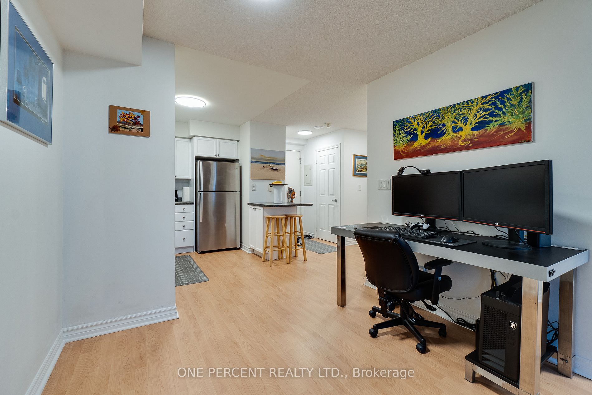 3888 Duke Of York Boulevard #923