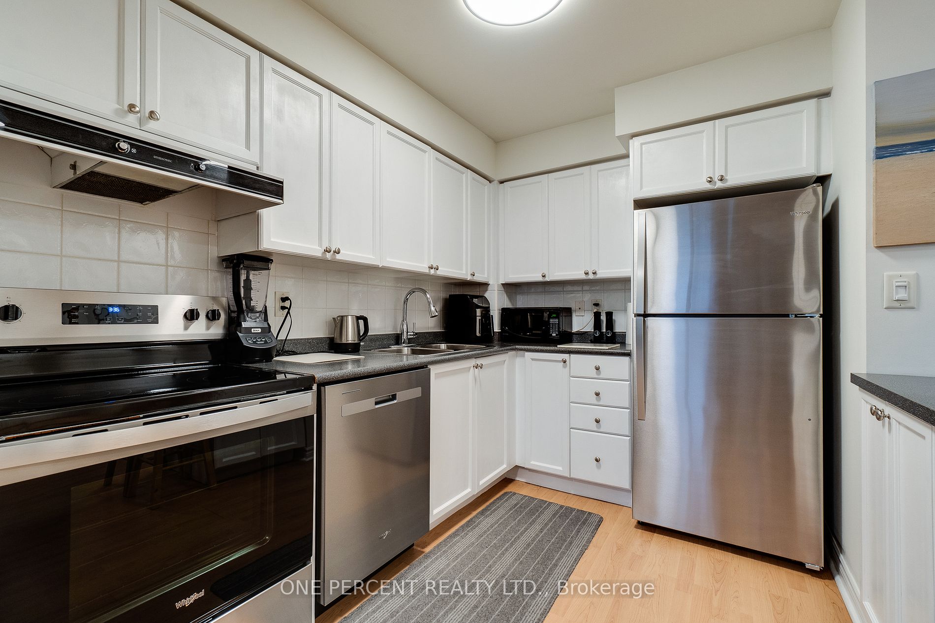 3888 Duke Of York Boulevard #923