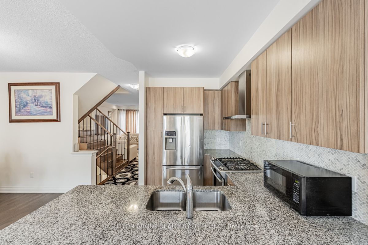 8575 Financial Dr