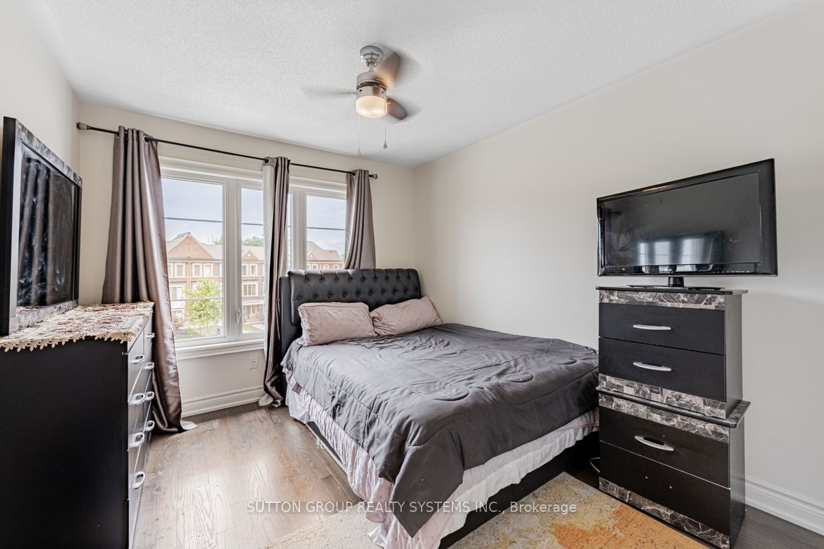 8575 Financial Dr