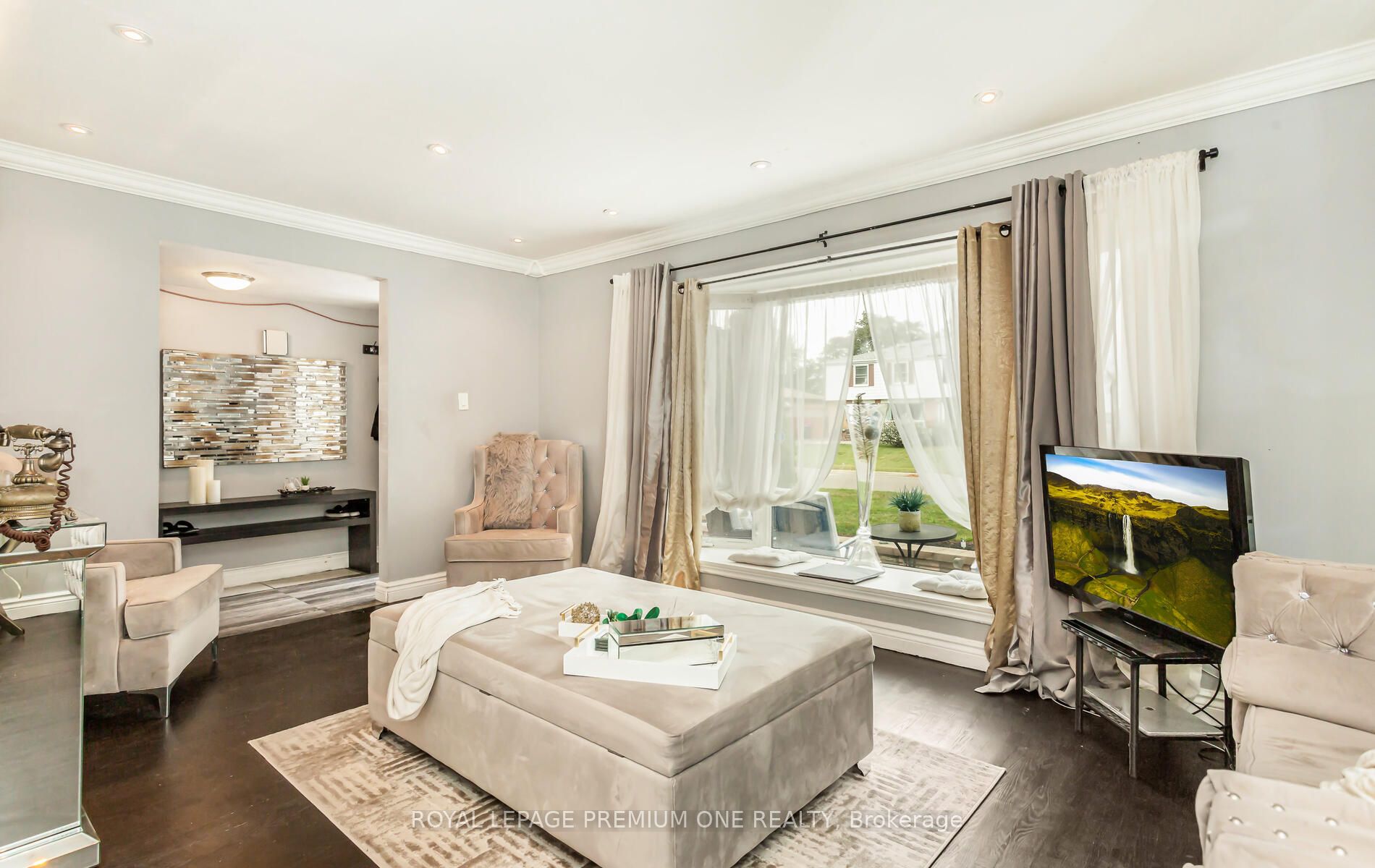 35 Brentwood Dr