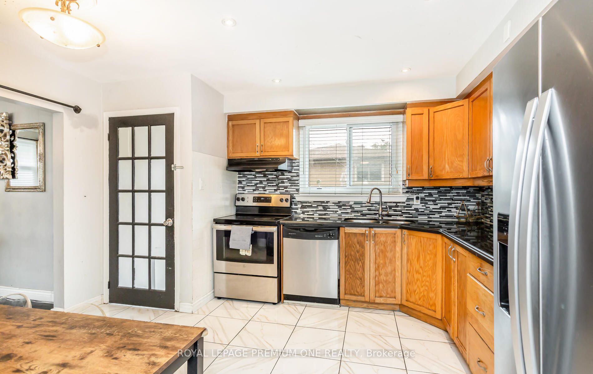 35 Brentwood Dr