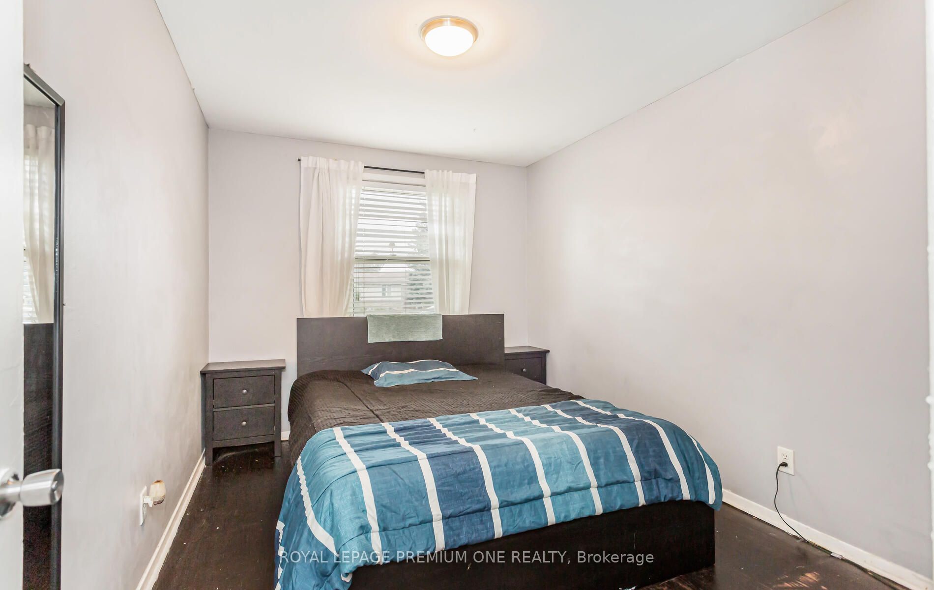 35 Brentwood Dr