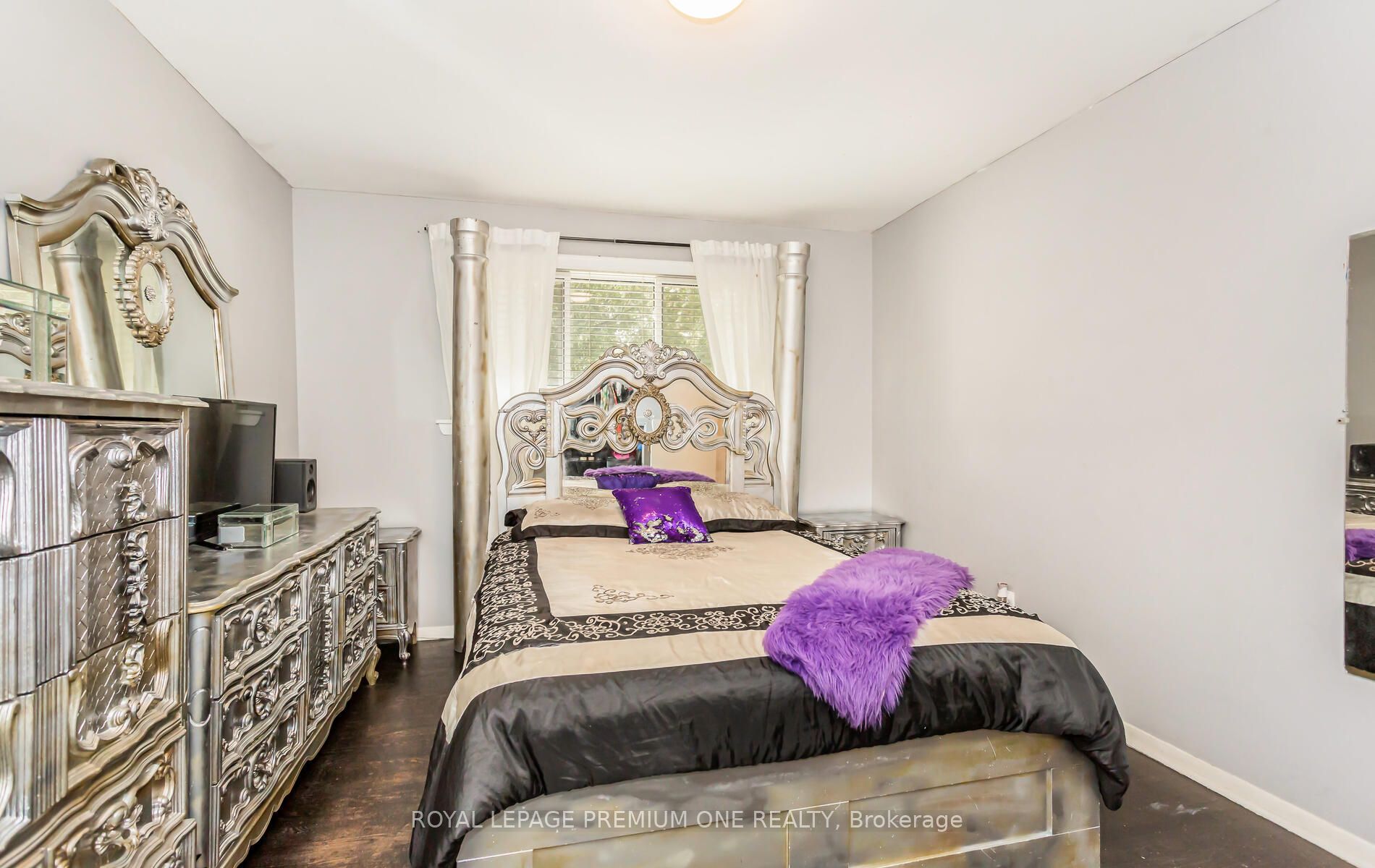 35 Brentwood Dr