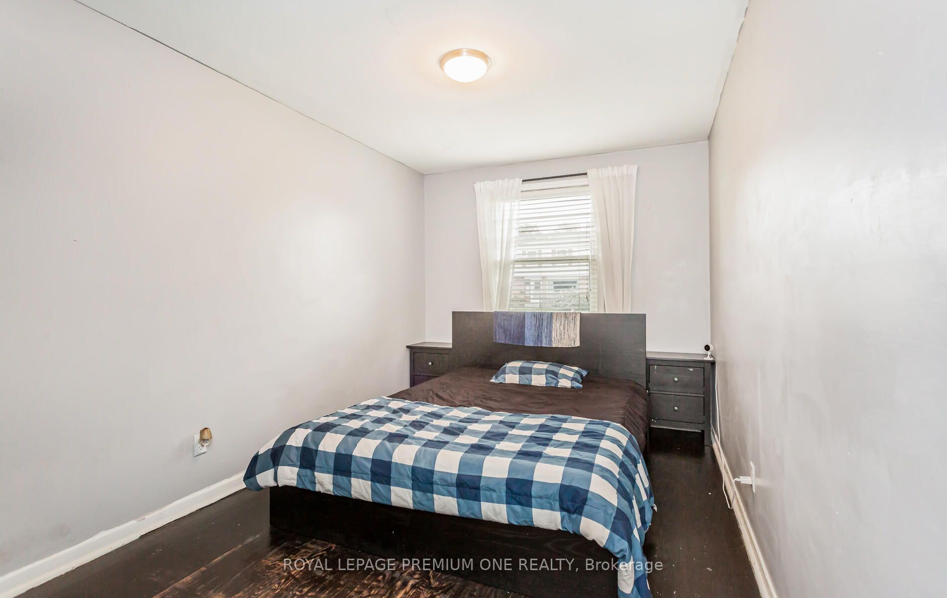 35 Brentwood Dr