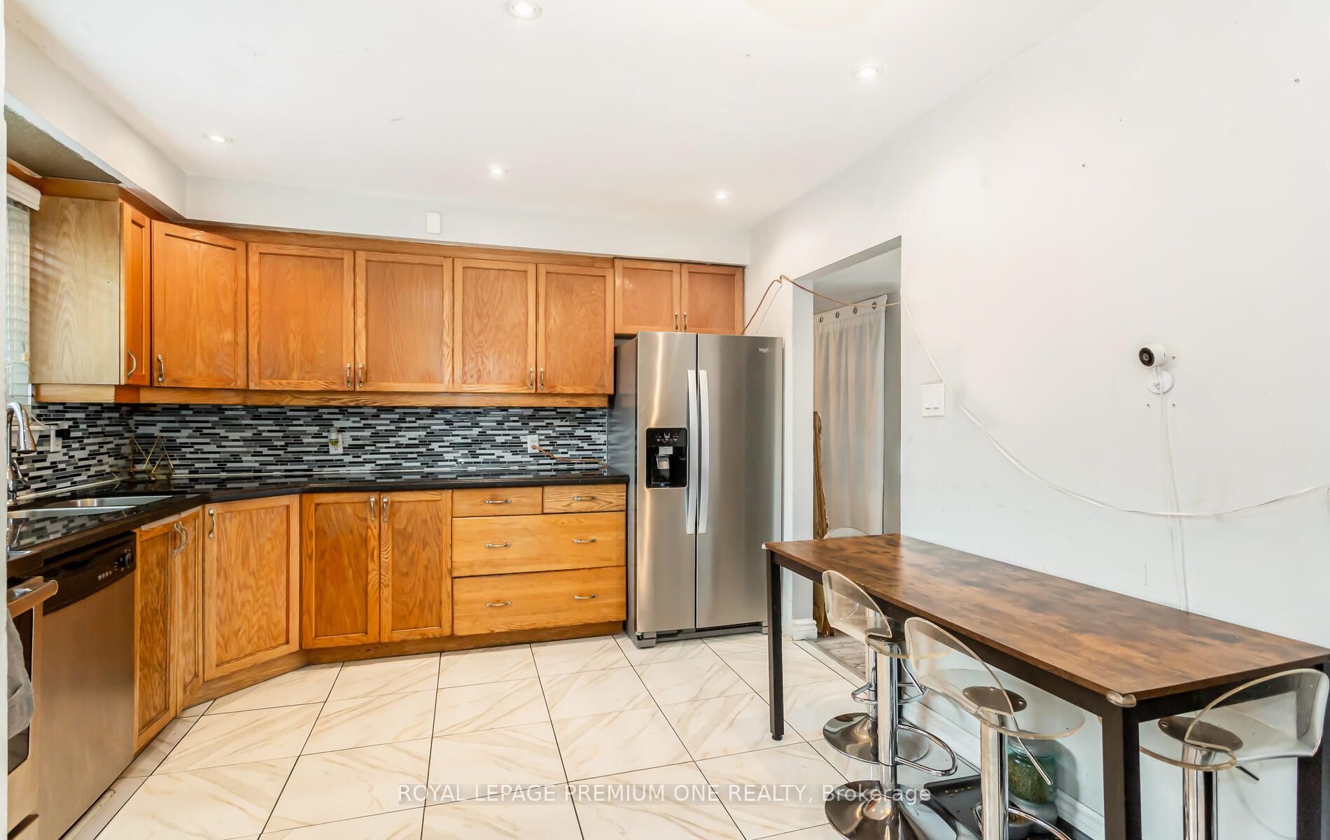 35 Brentwood Dr