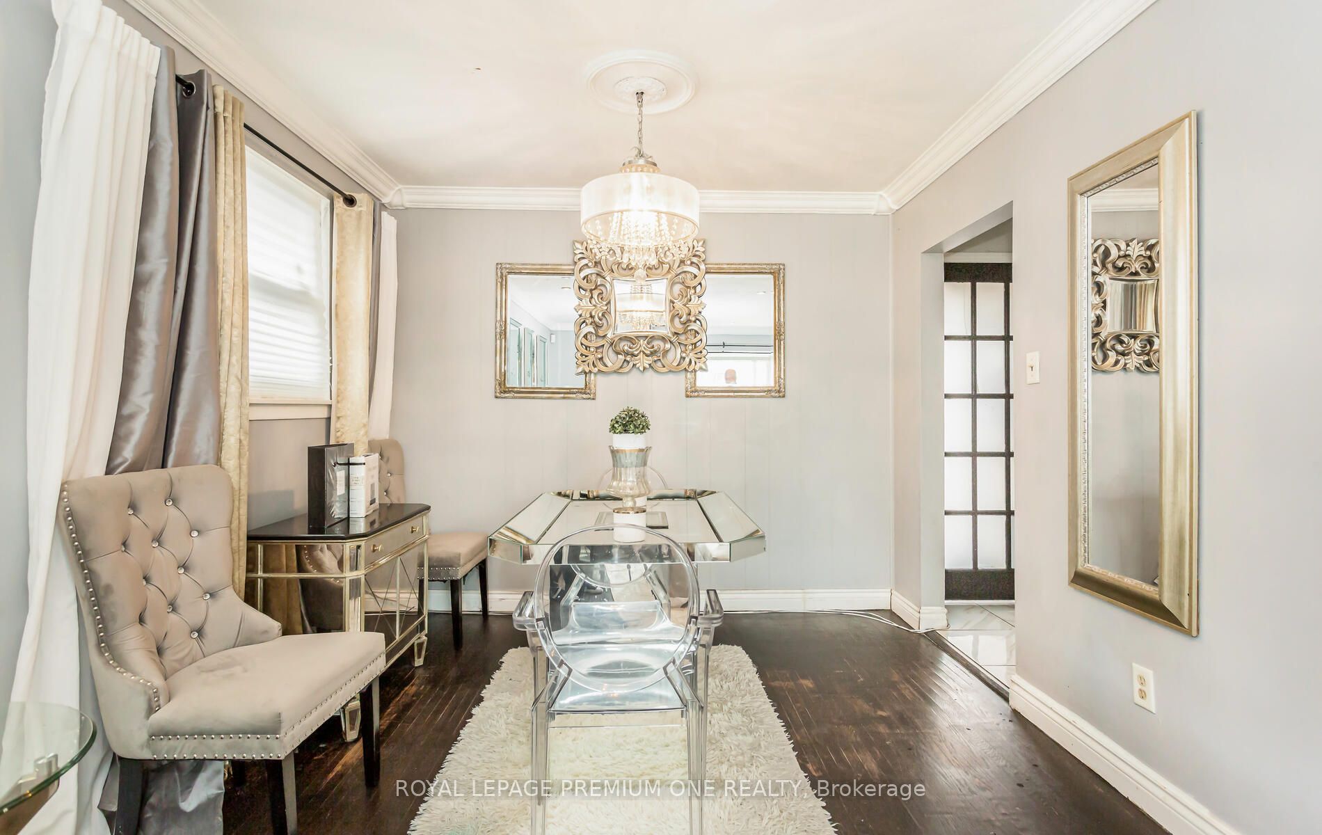 35 Brentwood Dr