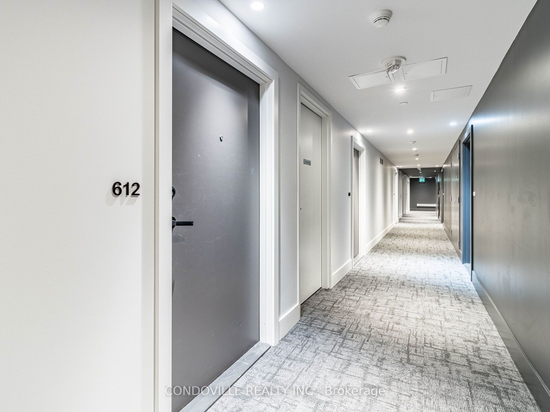 57 Brock Street W, #612