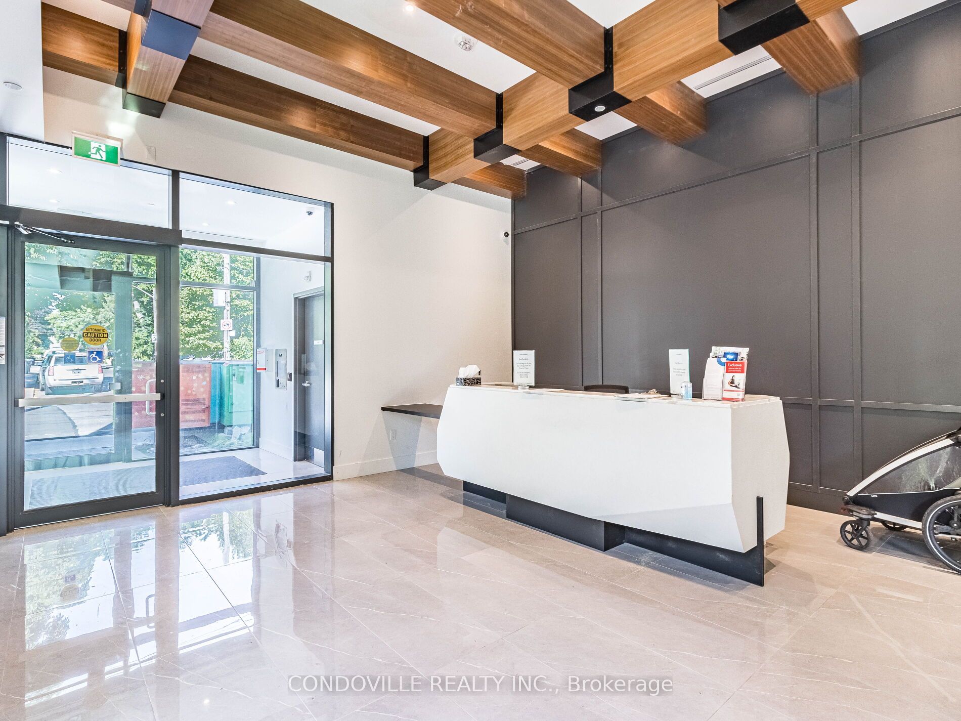 57 Brock Street W, #612