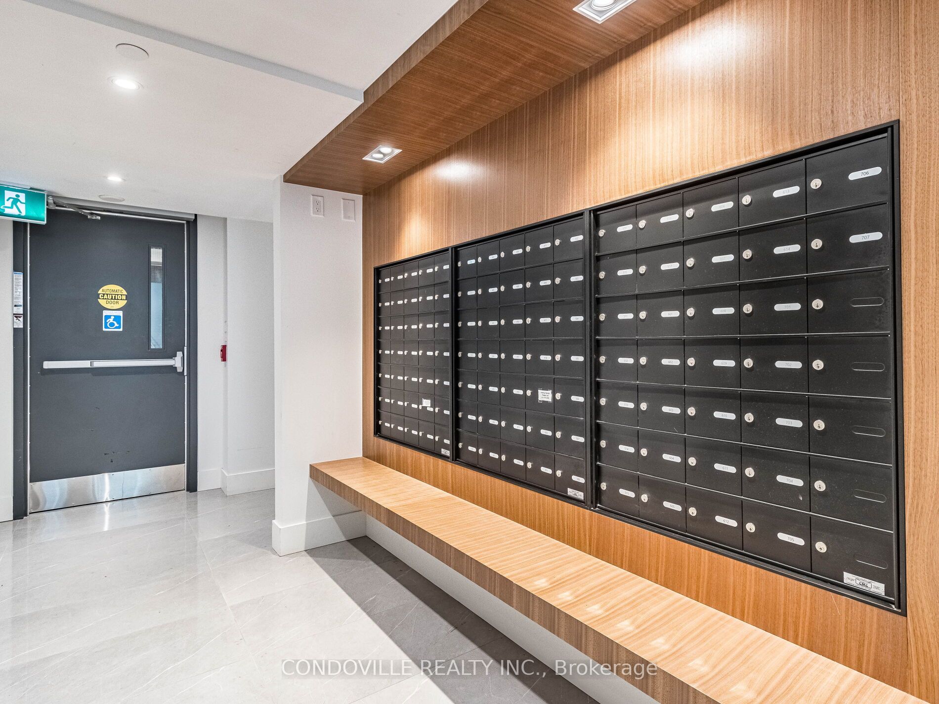 57 Brock Street W, #612