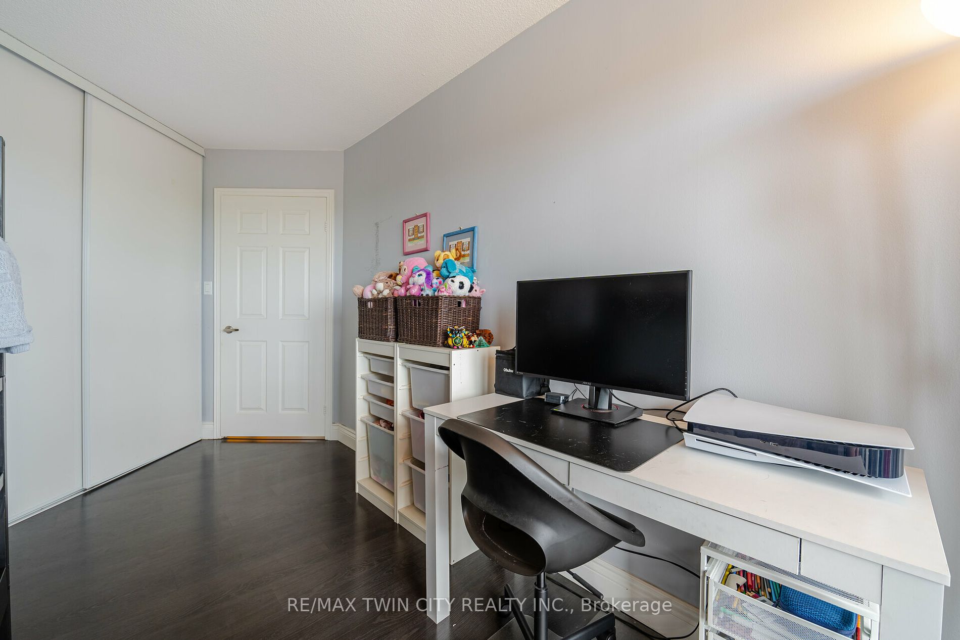 1001 Cedarglen Gate #617