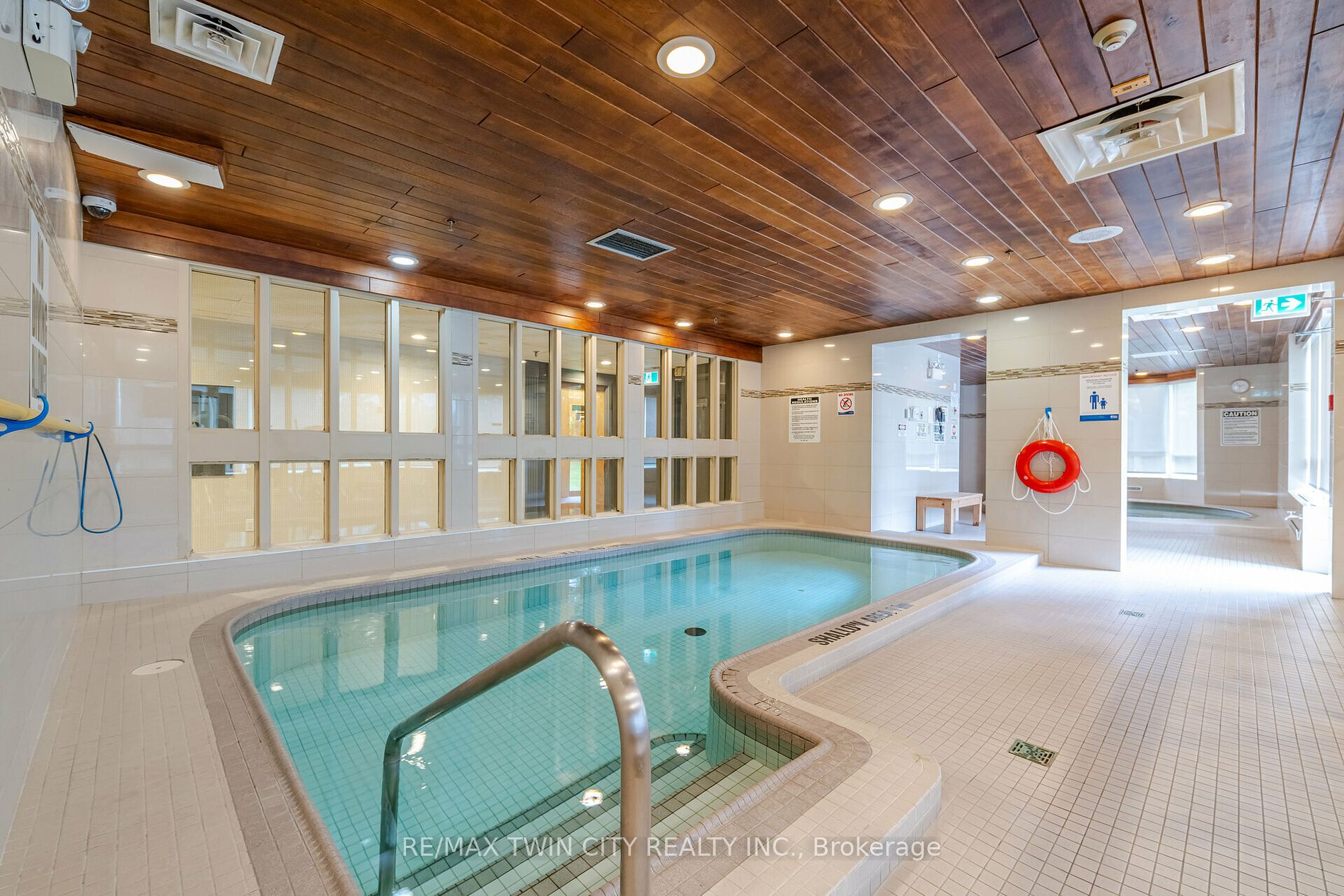 1001 Cedarglen Gate #617