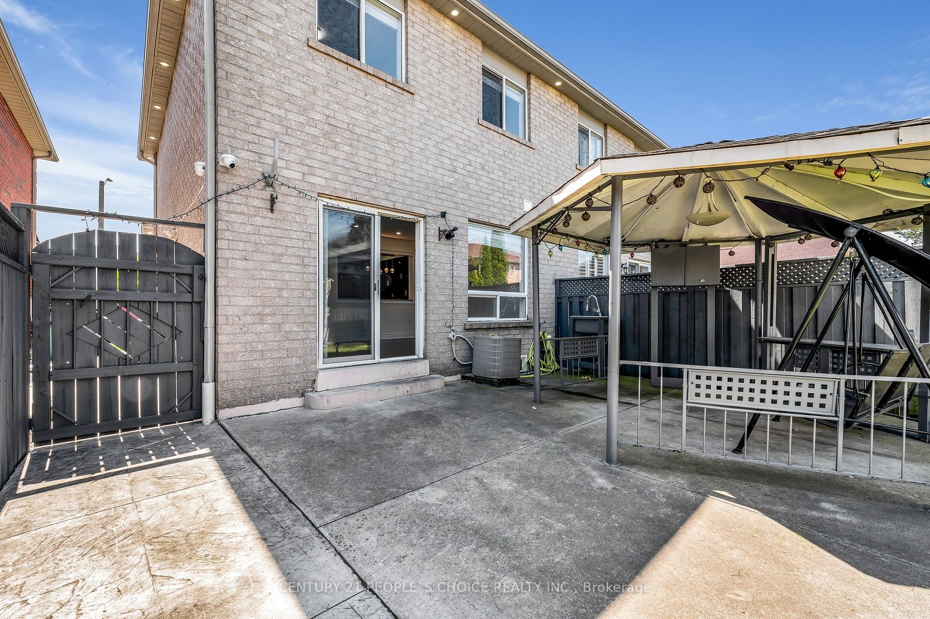 46 Studebaker Trail