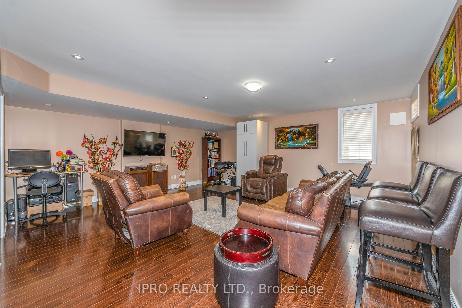 10 Tokara Avenue