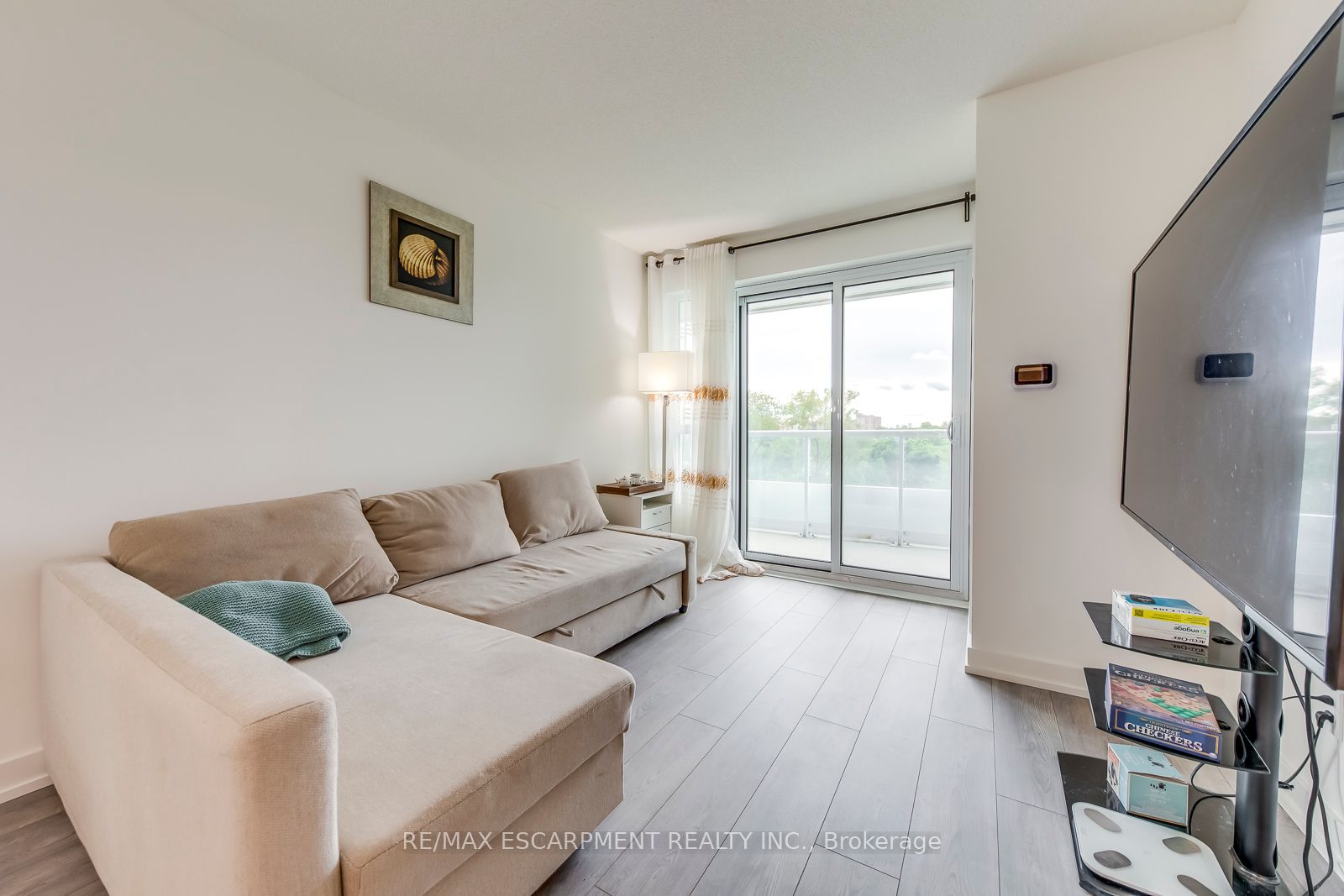 10 Wilby Crescent #309