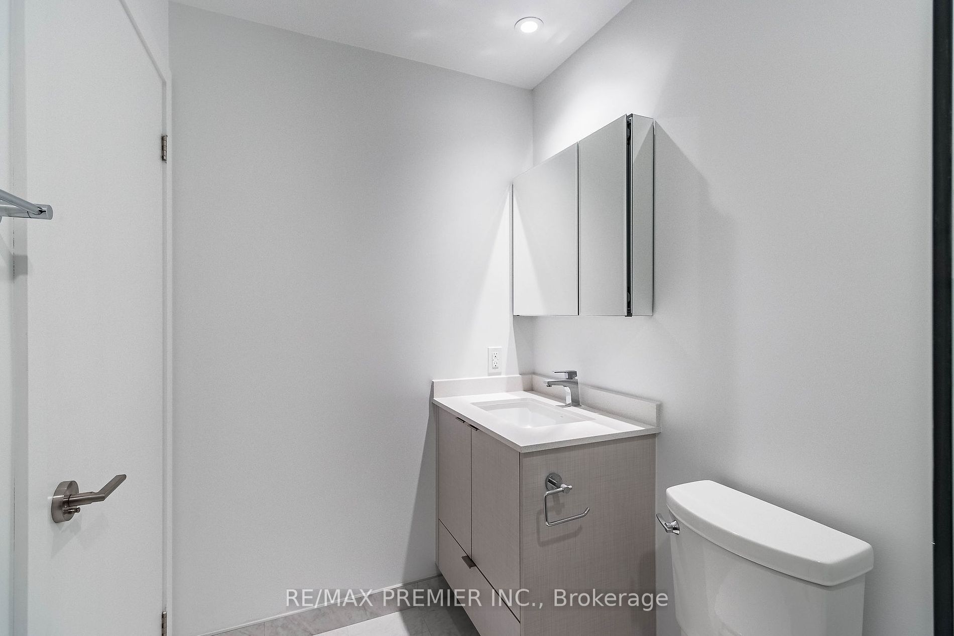 1926 Lake Shore Boulevard W, #1817
