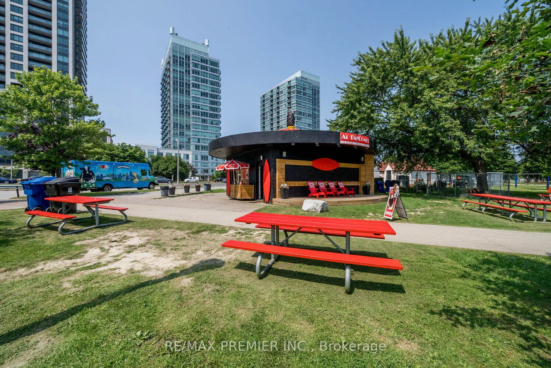 1926 Lake Shore Boulevard W, #1817