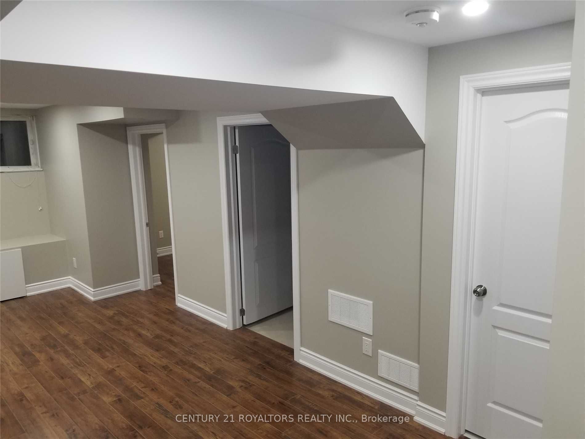 4 Meadowcrest Lane