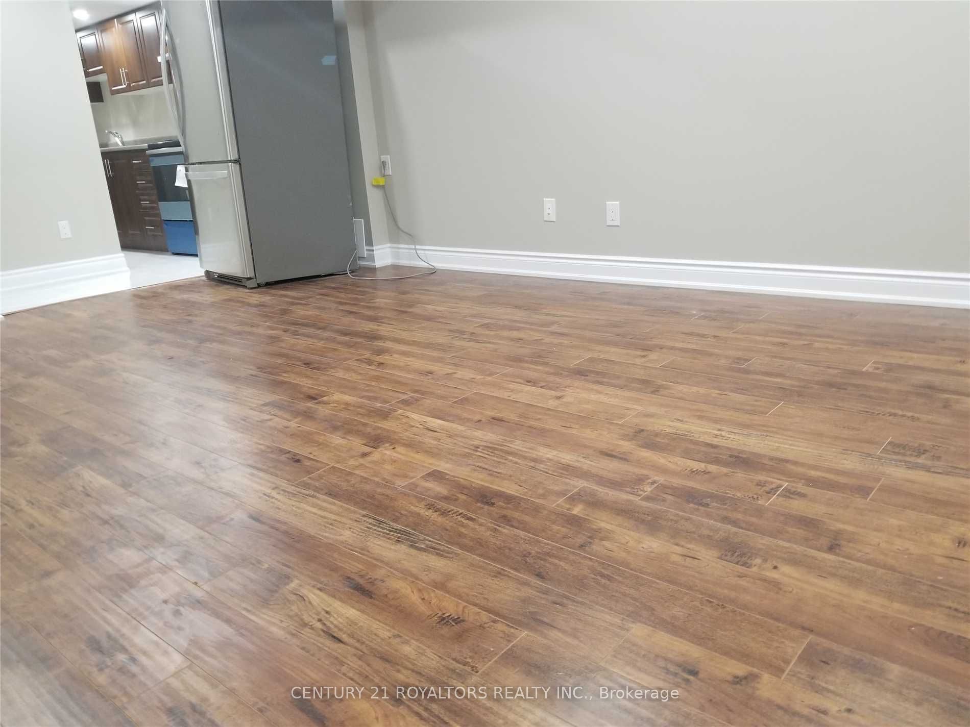 4 Meadowcrest Lane