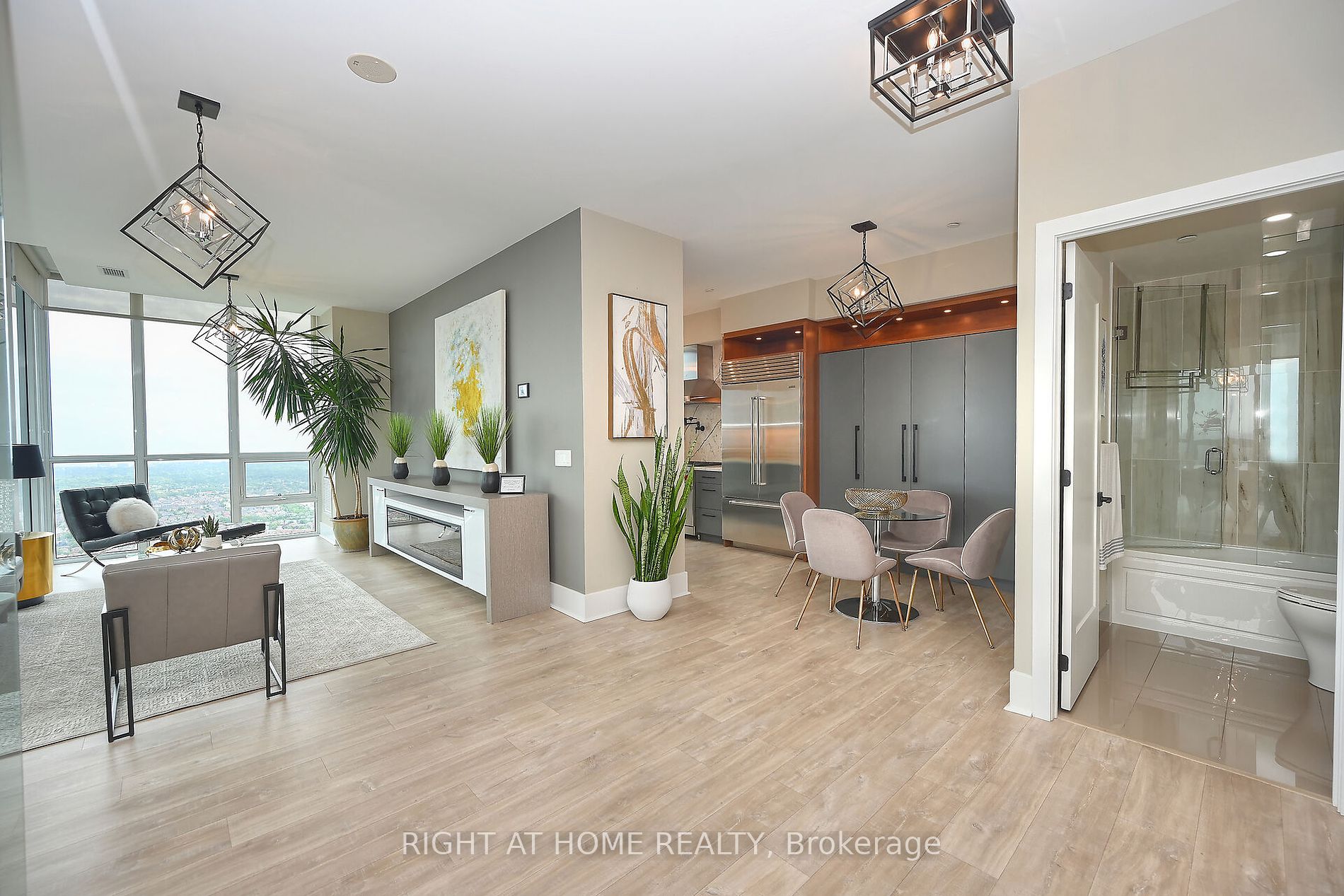 3975 GRAND PARK Dr, #4801