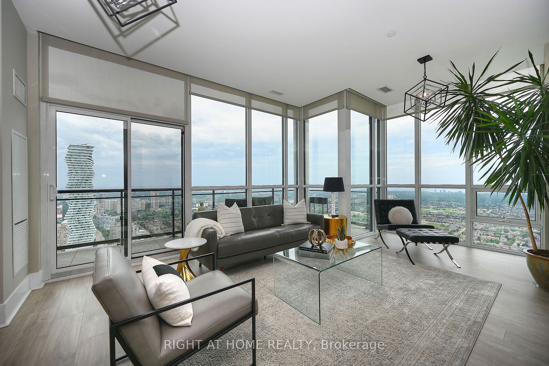 3975 GRAND PARK Dr, #4801