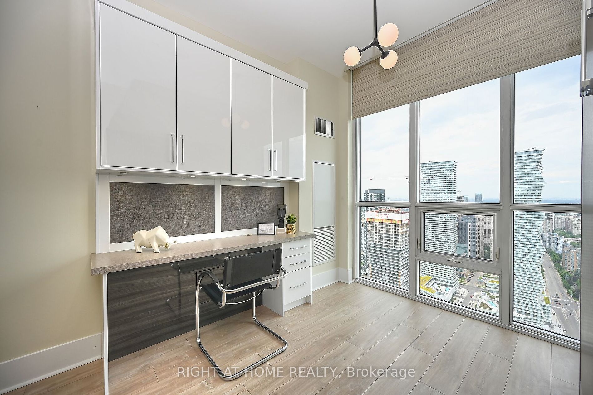 3975 GRAND PARK Dr, #4801