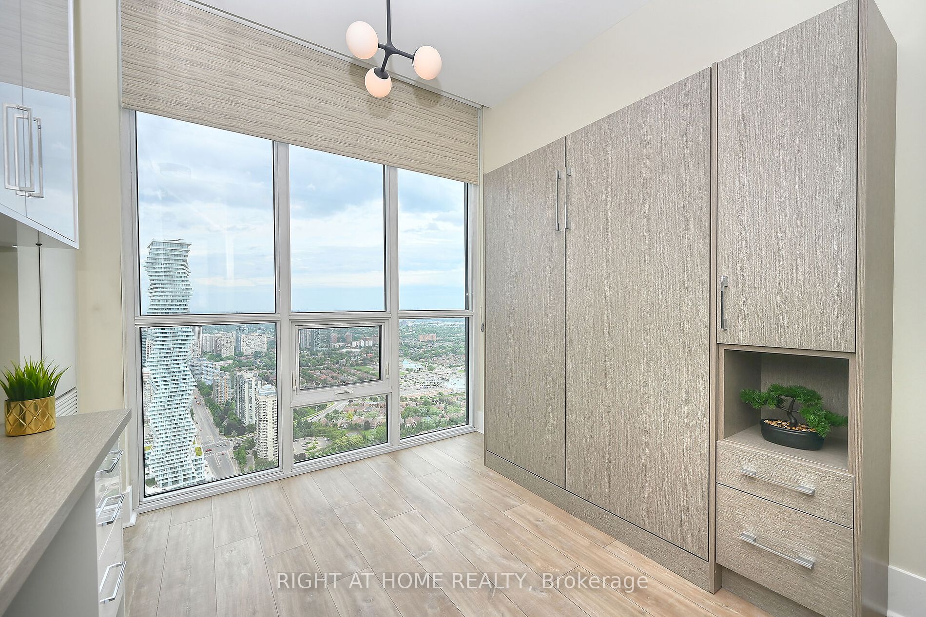 3975 GRAND PARK Dr, #4801