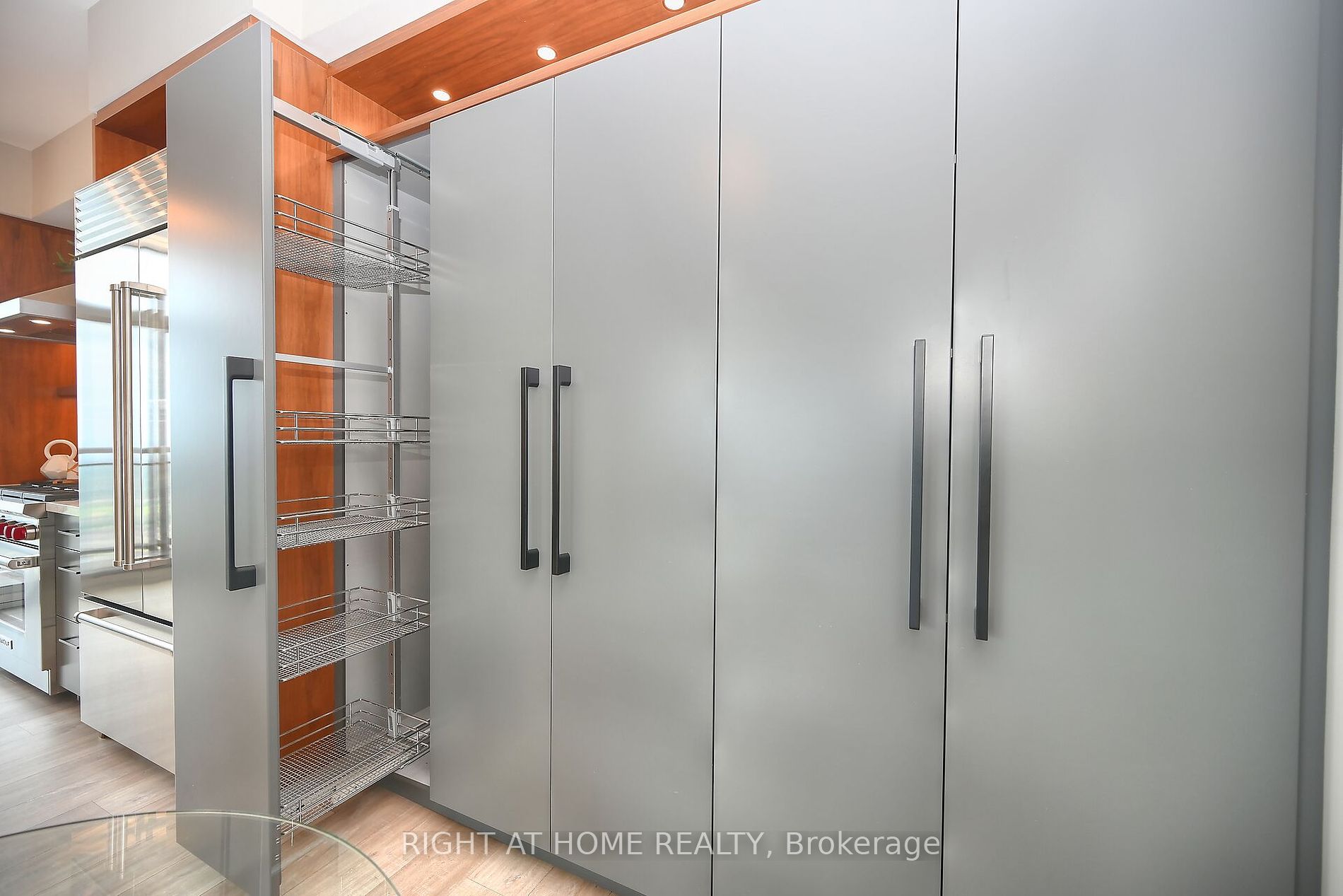 3975 GRAND PARK Dr, #4801
