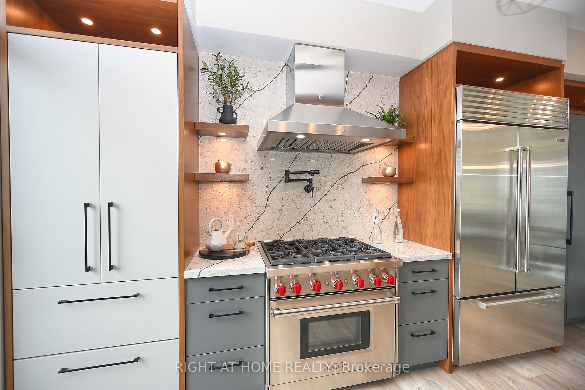 3975 GRAND PARK Dr, #4801