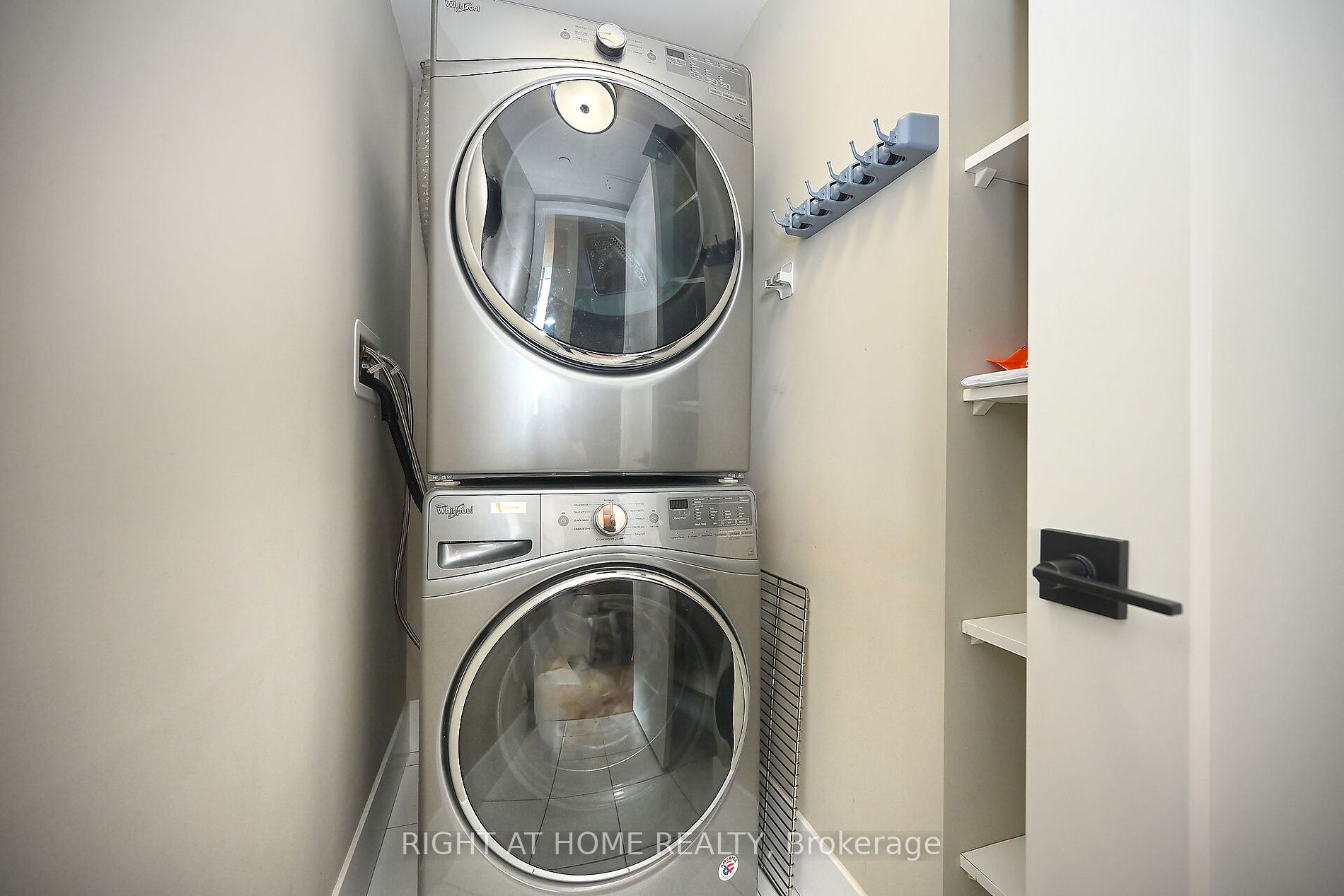 3975 GRAND PARK Dr, #4801