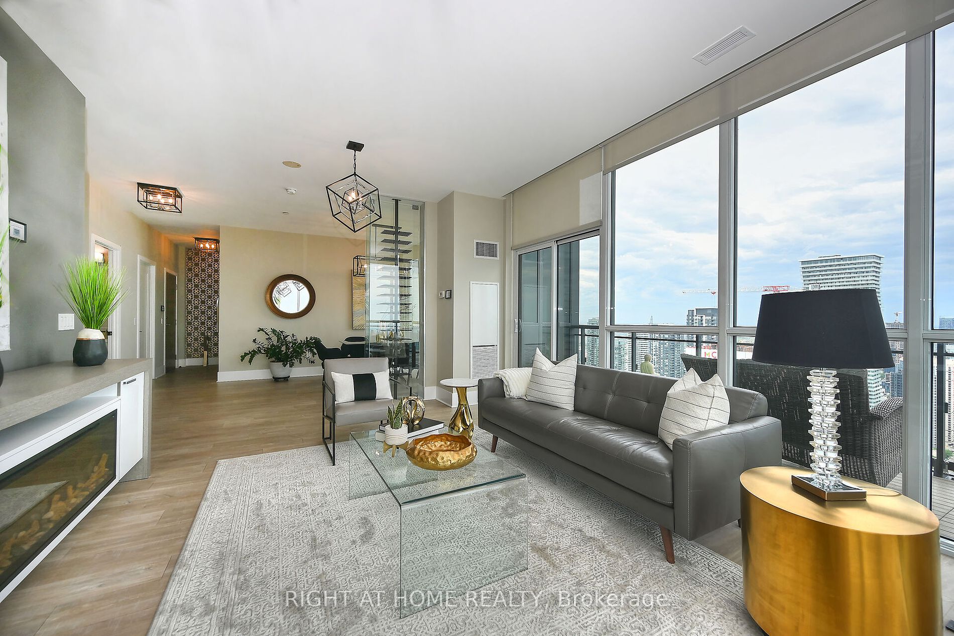 3975 GRAND PARK Dr, #4801
