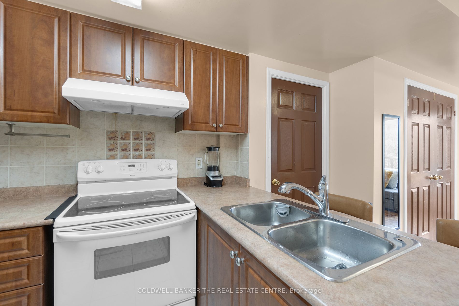 3047 Finch Avenue W, #2057
