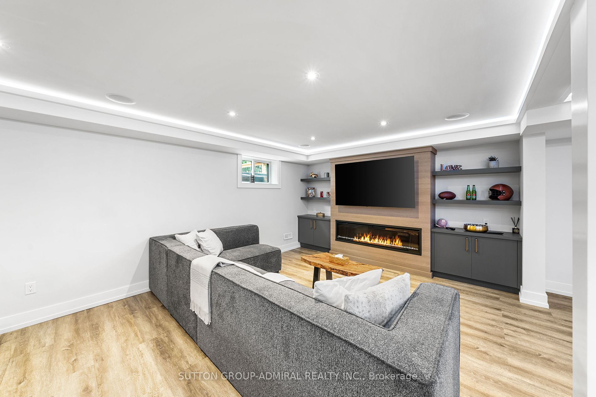 16 Benway Drive
