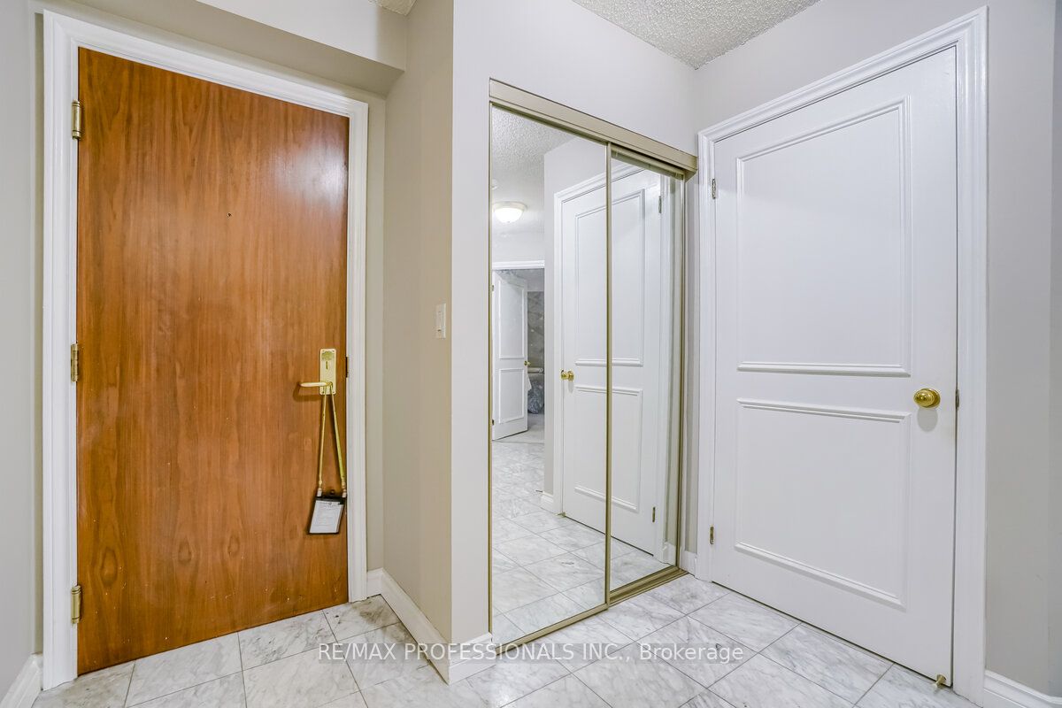 1 Palace Pier Crt, #1908