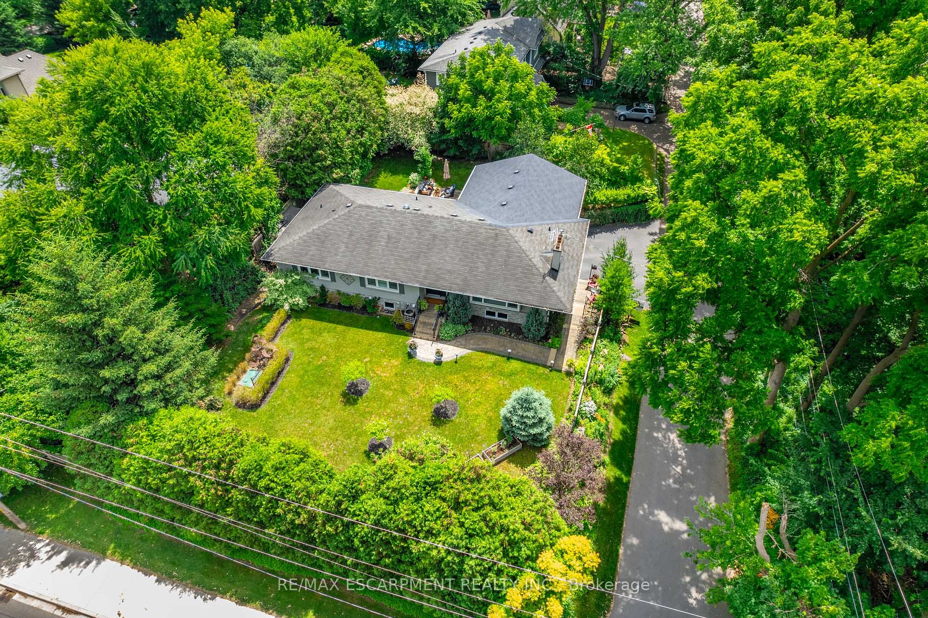 4306 Lakeshore Road