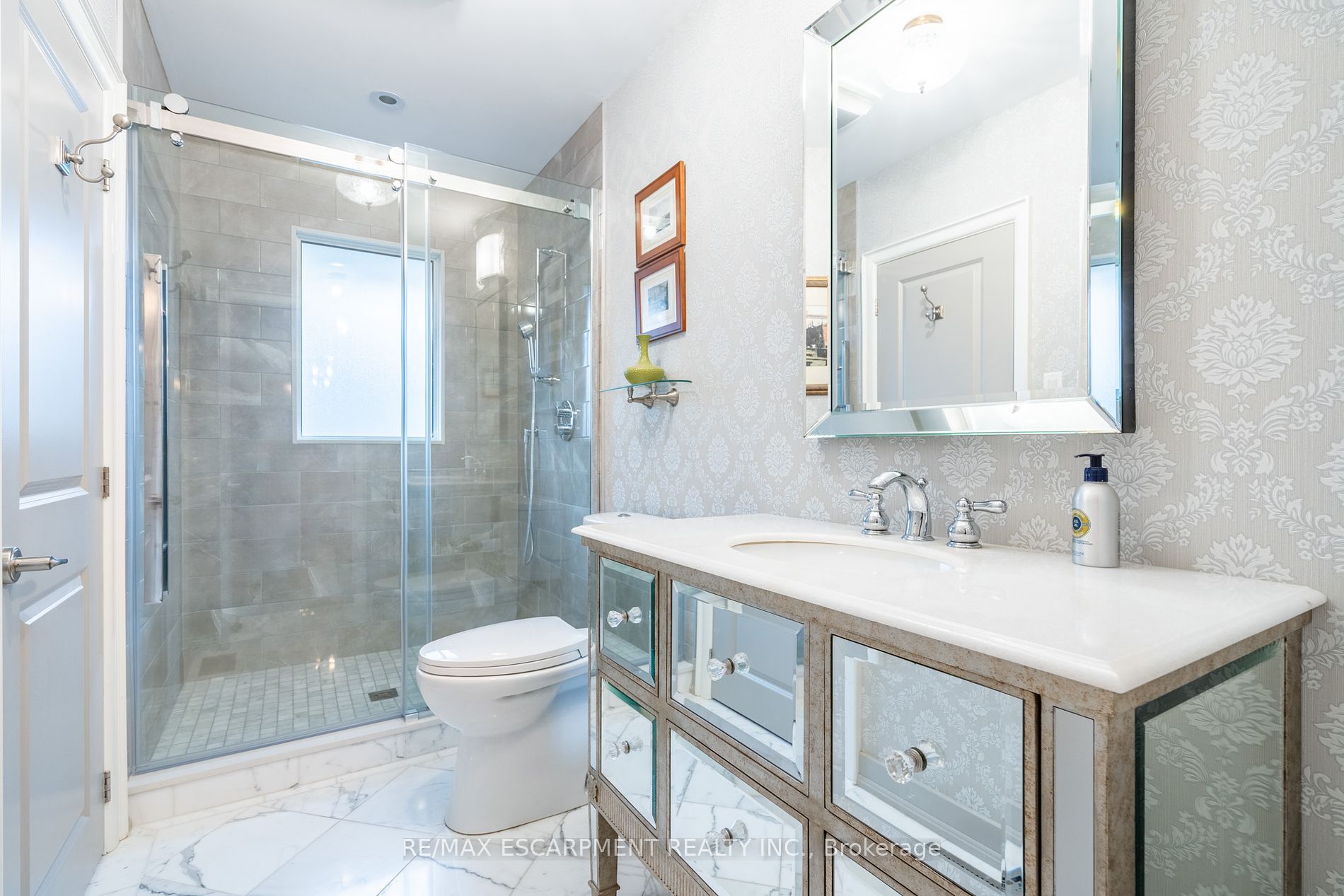 4306 Lakeshore Road